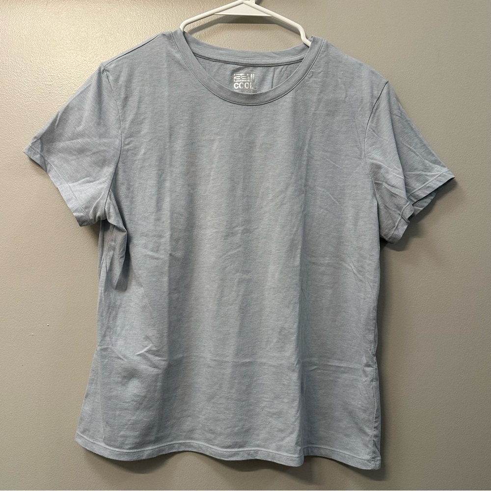 32 Degrees Light Blue Women's Short Sleeve Tee